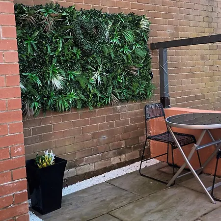 Le Hub - 1br - Sleeps 2 - Wifi * Leeds (West Yorkshire)