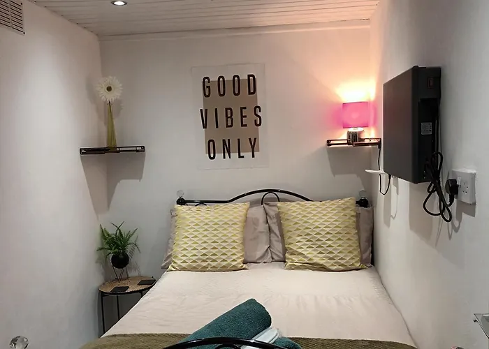 Hideaway In Leeds (West Yorkshire)