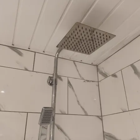 Apartament Hideaway In